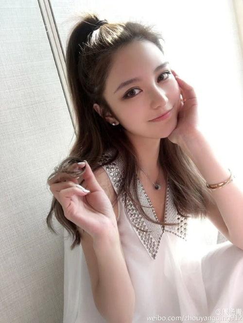 娱乐吃瓜酱dl,揭秘娱乐圈幕后故事,带你领略明星真实生活